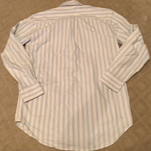 Gap kids buttoned down shirt - Picture 3 of 3